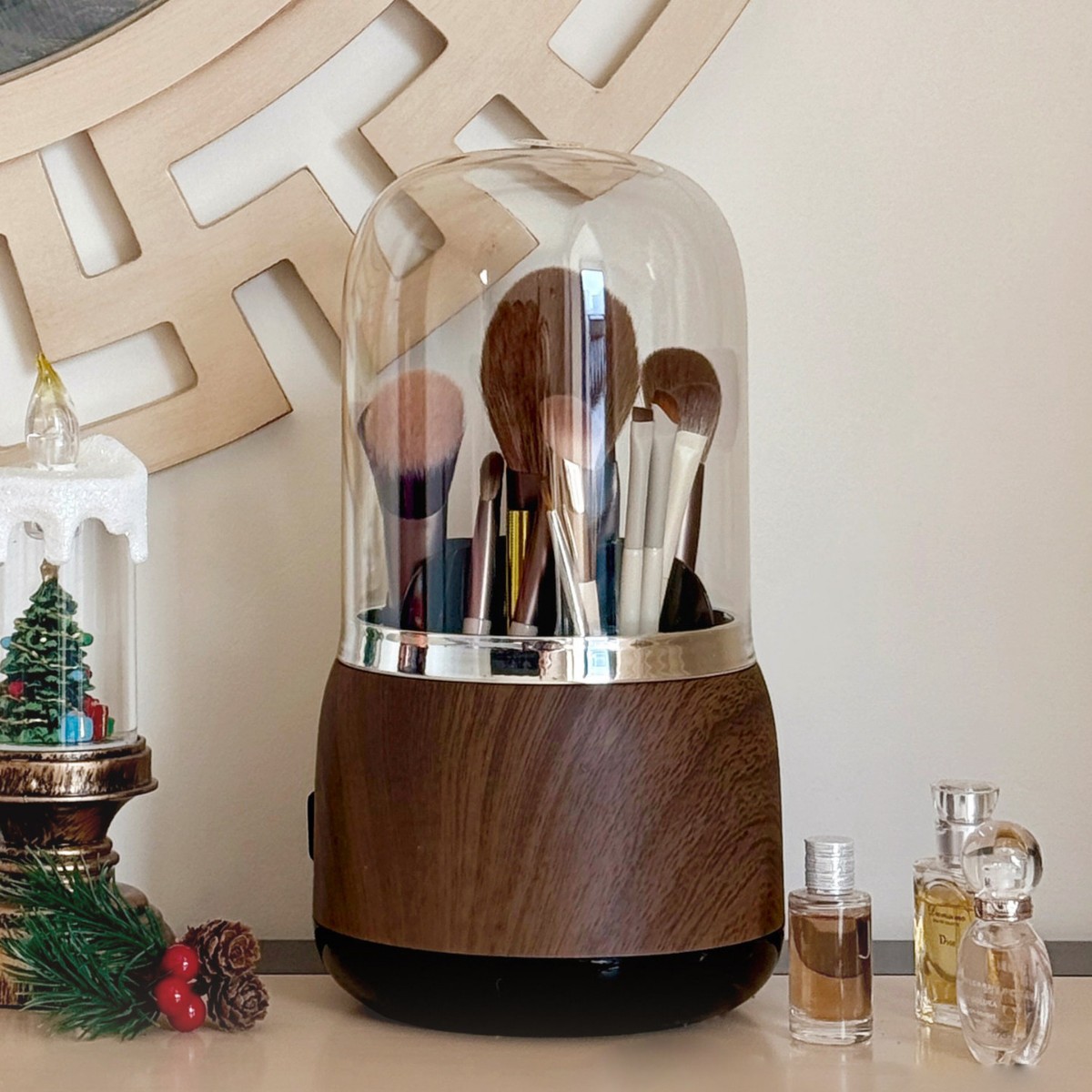 Light Luxury Makeup Brush Hold - Luxury Skincare And Makeup Brands ulasan dan harga