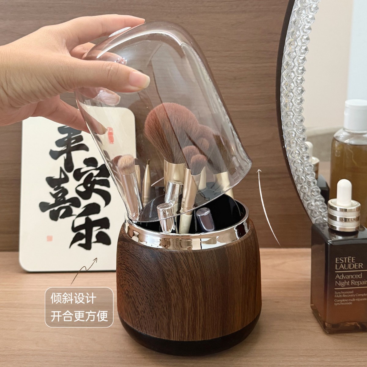 Light Luxury Makeup Brush Hold - Luxury Skincare And Makeup Brands ulasan dan harga